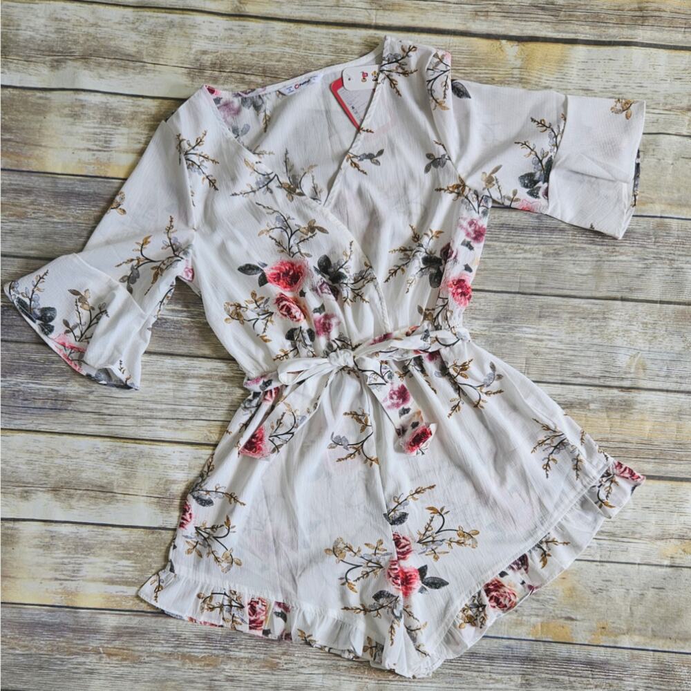 PatPat White Ruffle Floral Romper sz Small New